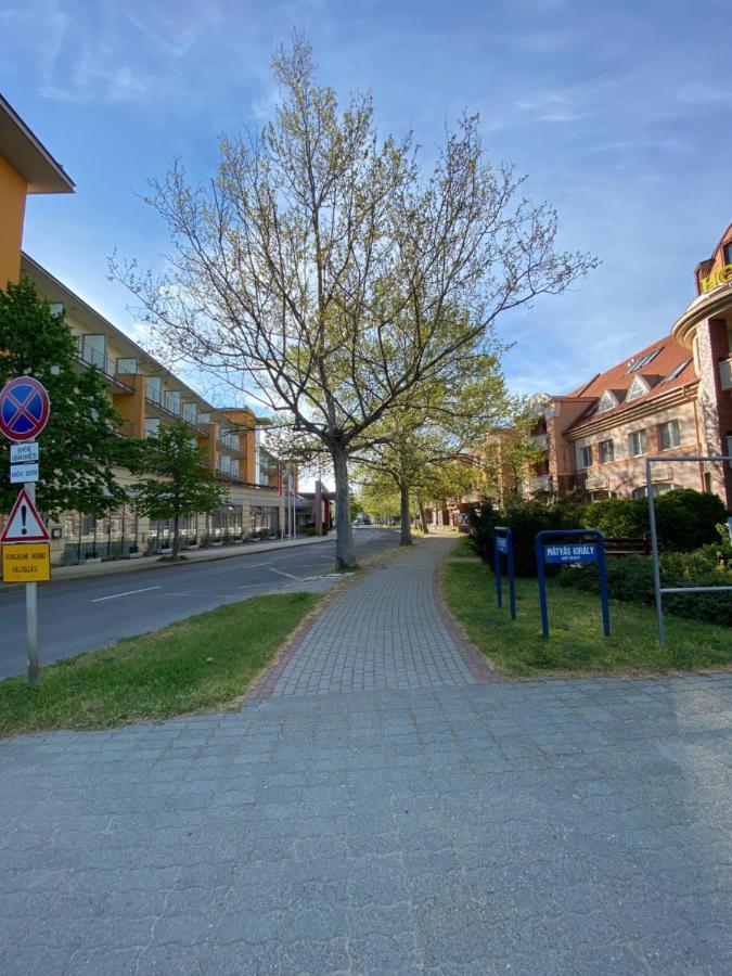 Fortuna 8 Hajduszoboszlo Bagian luar foto